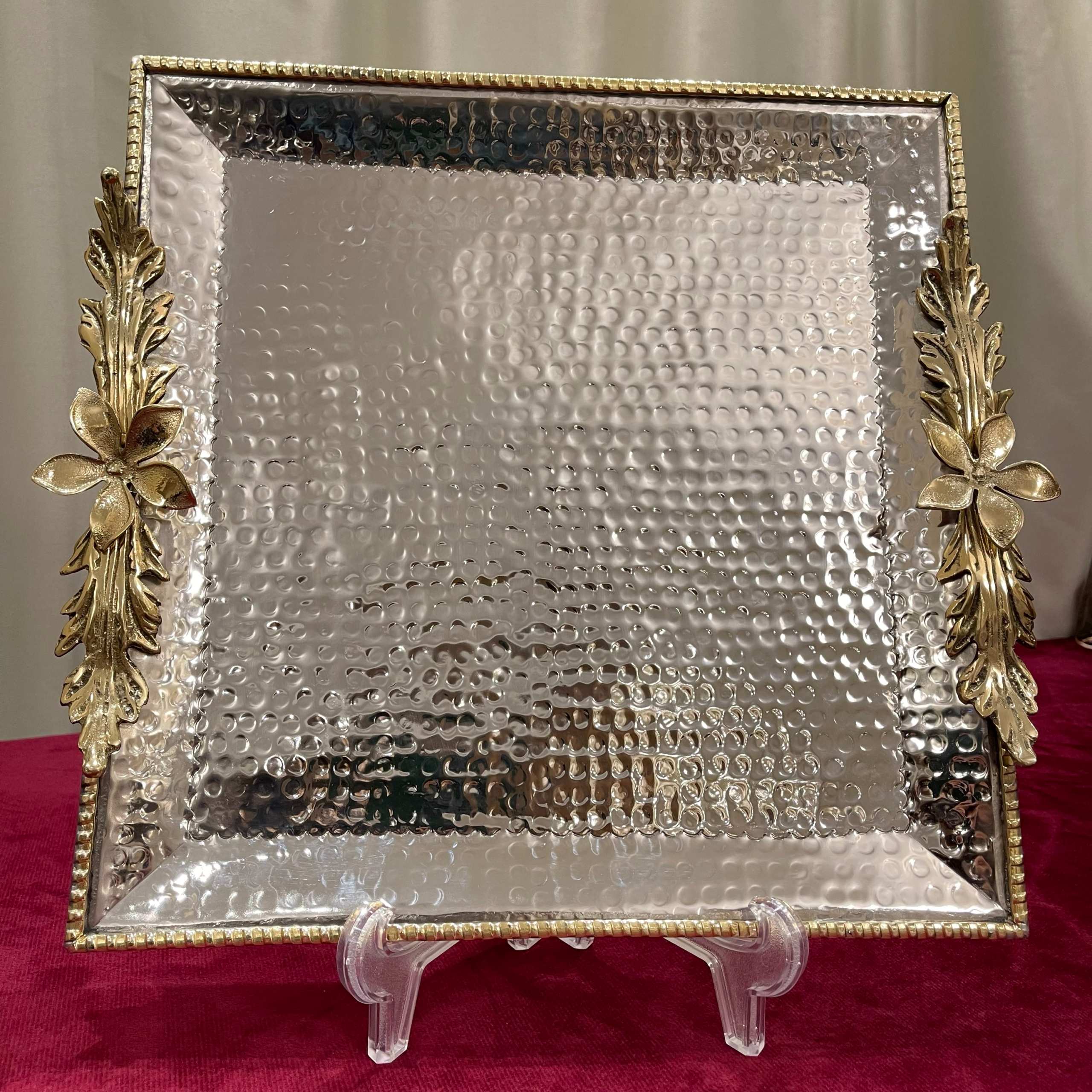 Square Serving Dish With Leaves